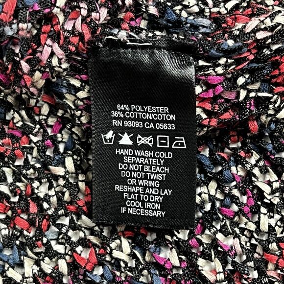 Nic+Zoe Holiday Wreath V-Neck 3/4 Sleeve Asymmetrical Hem Pullover Sweater Large - Picture 9 of 9